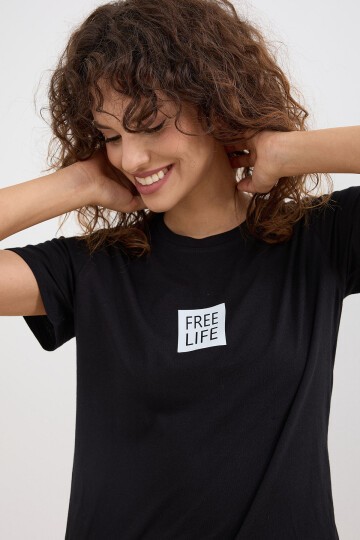 Kadın Free Life Baskılı Basic T-shirt