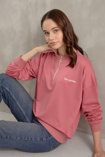 Kadın One Baskı Detay Yarım Fermuarlı Crop Sweatshirt