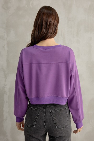 Kadın One Baskı Yarasa Kol Crop Sweatshirt