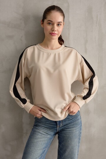 Kadın Şerit Detaylı Basic Sweatshirt